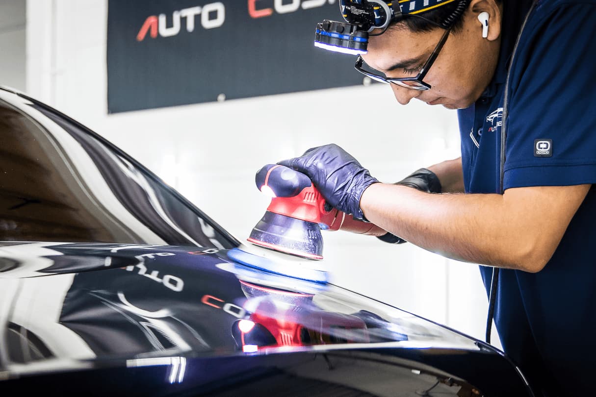 Kuzov, şüşə və salon
qulluq vasitələri.